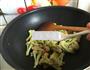 腊肉炒花菜的做法图解11