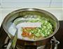 蔬菜干贝粥的做法图解5