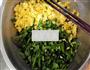 韭菜鸡蛋煎饺的做法图解2