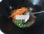 豌豆肉末炒面的做法图解8