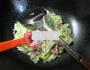 咸肉炒圆白菜的做法图解6