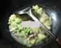 咸肉毛豆煮土豆的做法图解9