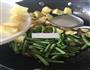 豆角焖面的做法图解4