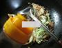 黄花菜炒花菜的做法图解7