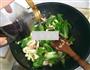 白玉菇炒青菜的做法图解10