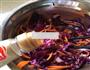 凉拌紫甘蓝的做法图解3