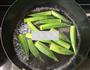 凉拌秋葵的做法图解3