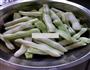 豆角焖面的做法图解2
