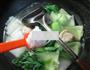 青菜冬瓜鸡腿汤的做法图解6