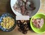 虾肉香菇玉米云吞的做法图解1