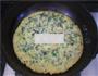 菠菜鸡蛋饼的做法图解8