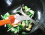 小白菜炒淡菜的做法图解5