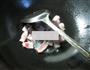 咸肉西兰花煮粉丝的做法图解2