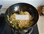 鸡丝豆角焖面的做法图解11