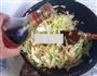 包菜炒粉丝的做法图解12