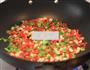 双椒鸡丁的做法图解7