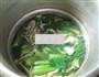 蟹味菇青菜乌鸡汤的做法图解9