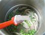 毛豆秀珍菇龙骨汤的做法图解7