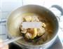 小鸡蘑菇炖粉条的做法图解4