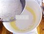 铁釜饭煲版葡萄干酸奶蛋糕的做法图解4