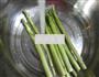 开洋炒芦笋的做法图解2