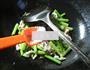 榨菜肉丝炒芦笋的做法图解7