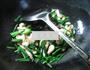 韭菜炒江白虾的做法图解8