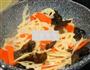素炒莲藕的做法图解3