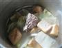 油豆腐白菜肉骨汤的做法图解9
