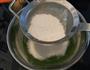 抹茶酸奶慕斯的做法图解4