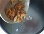瑶柱虾米瘦肉粥的做法图解5