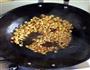 黄豆芽炒粉条的做法图解9