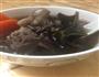 黑豆海带节煲猪骨汤的做法图解6