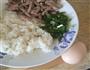 牛肉丸蛋炒饭的做法图解2