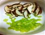 香菇鸡肉粥的做法图解2