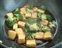 西蓝花烧豆腐的做法图解7