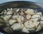 莲藕猪蹄汤的做法图解4