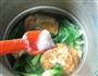 青菜荷叶蛋排骨汤的做法图解9