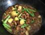 土豆豆角炖五花肉的做法图解14
