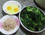 虾皮鸡蛋炒菠菜的做法图解1
