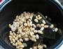 黄豆海带焖鸡翅根的做法步骤3