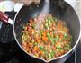什锦炒饭的做法步骤12