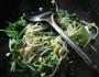 菠菜炒黄豆芽的做法图解5