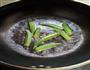 培根秋葵卷的做法图解3