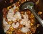 香菇培根焖饭的做法步骤7