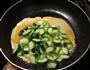 黄瓜炒蛋的做法图解3