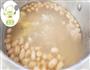 花生莲藕炖猪骨汤的做法图解4