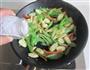 彩椒西芹炒玉米笋的做法图解7