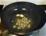 蚝干炒鸡蛋的做法图解6