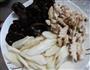素炒木耳核桃山药片的做法图解6